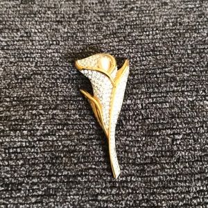 Swarovski Crystal and Gold Tone Brooch